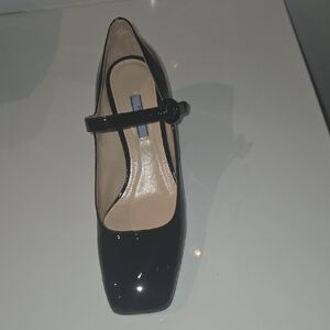 Prada Chic Black Patent Leather  Heels
